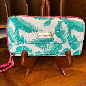 NWT Simply Southern Teal‎ Leaf Quilted Wallet with Pink Zip Trim